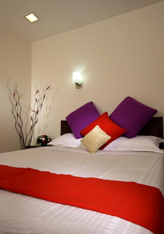 Hotel Green Dreams Kochi Екстер'єр фото