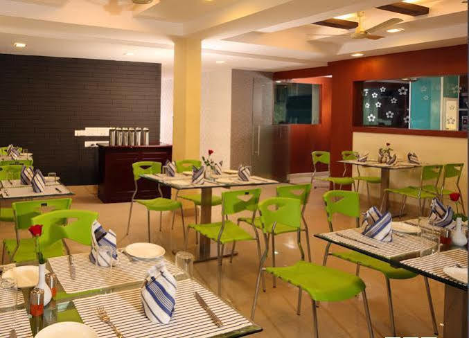 Hotel Green Dreams Kochi Екстер'єр фото