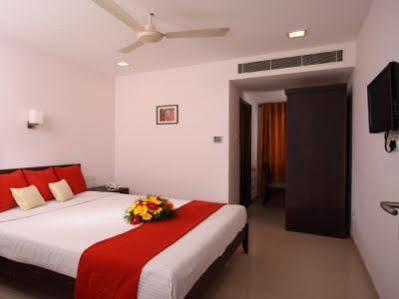 Hotel Green Dreams Kochi Екстер'єр фото
